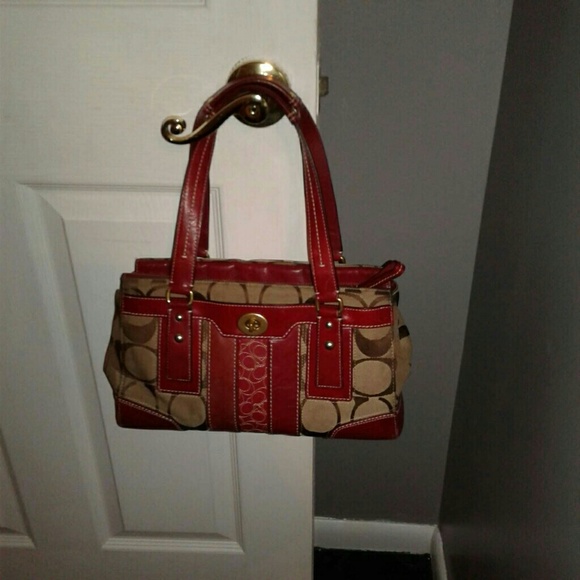 Handbag - Picture 3 of 3